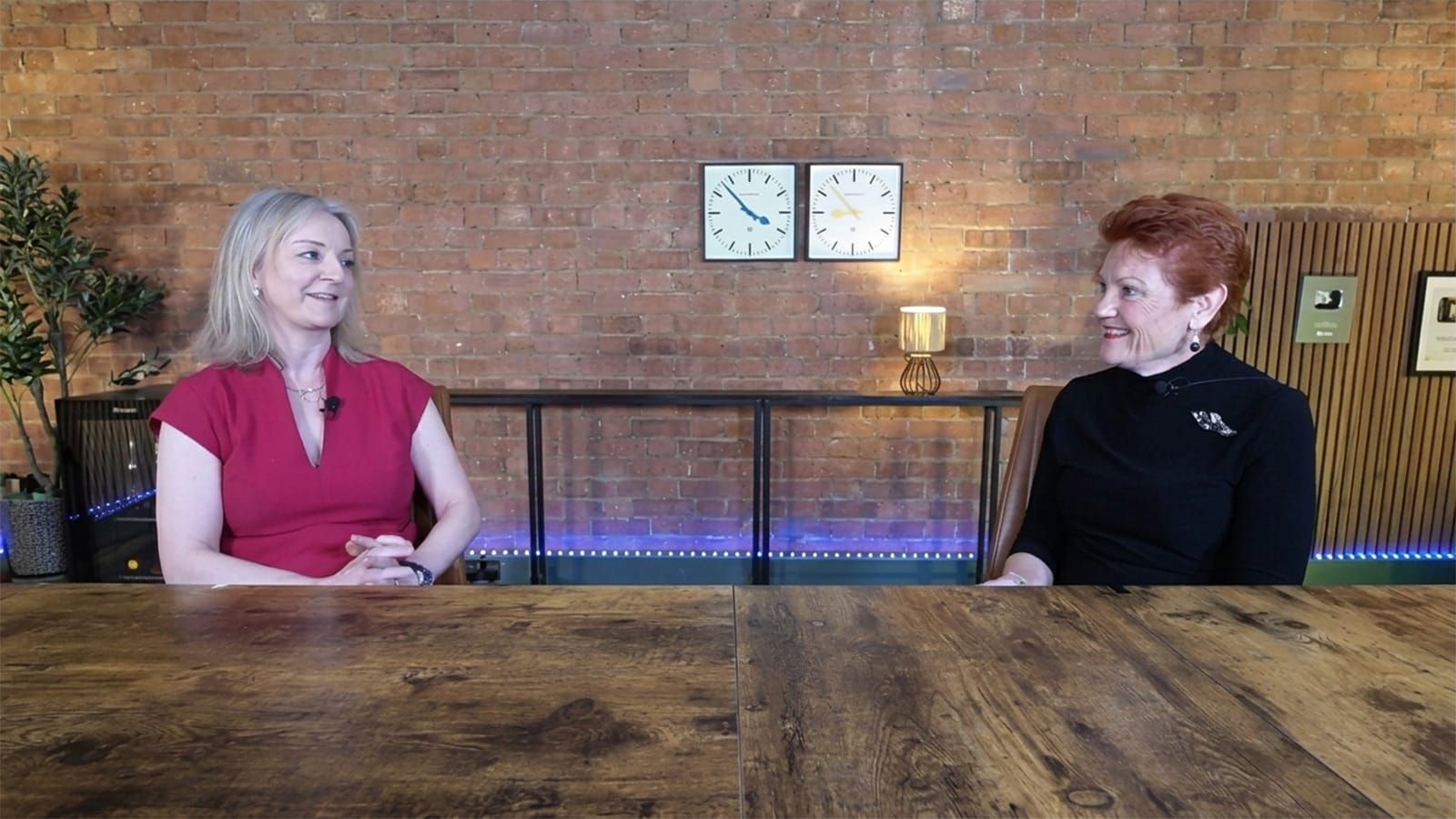 Pauline Hanson tells Liz Truss Britain is worse off than Australia, and we're not far behind