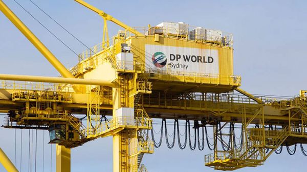DP World wants AI robots to replace 60% of its Australian wharfies as job cuts ramp up