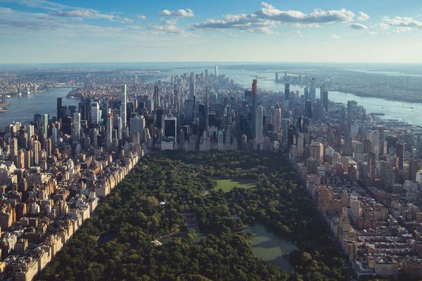 Manhattan Rent Hits $4,700 as Inventory Crashes for 24 Straight Months