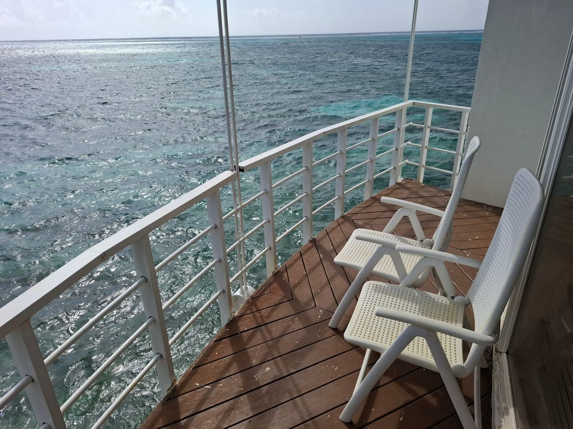 Decameron Aquarium – A Floating Dream with a Few Leaks:  San Andrés Island, Colombia