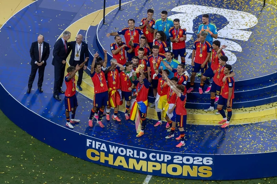 Spain smothers Argentina, wins the World Cup