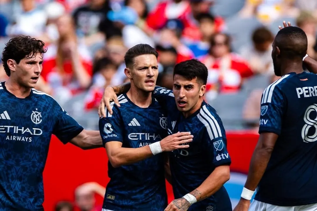 NYCFC falls apart while playing up a goal and up a man, loses in Chicago