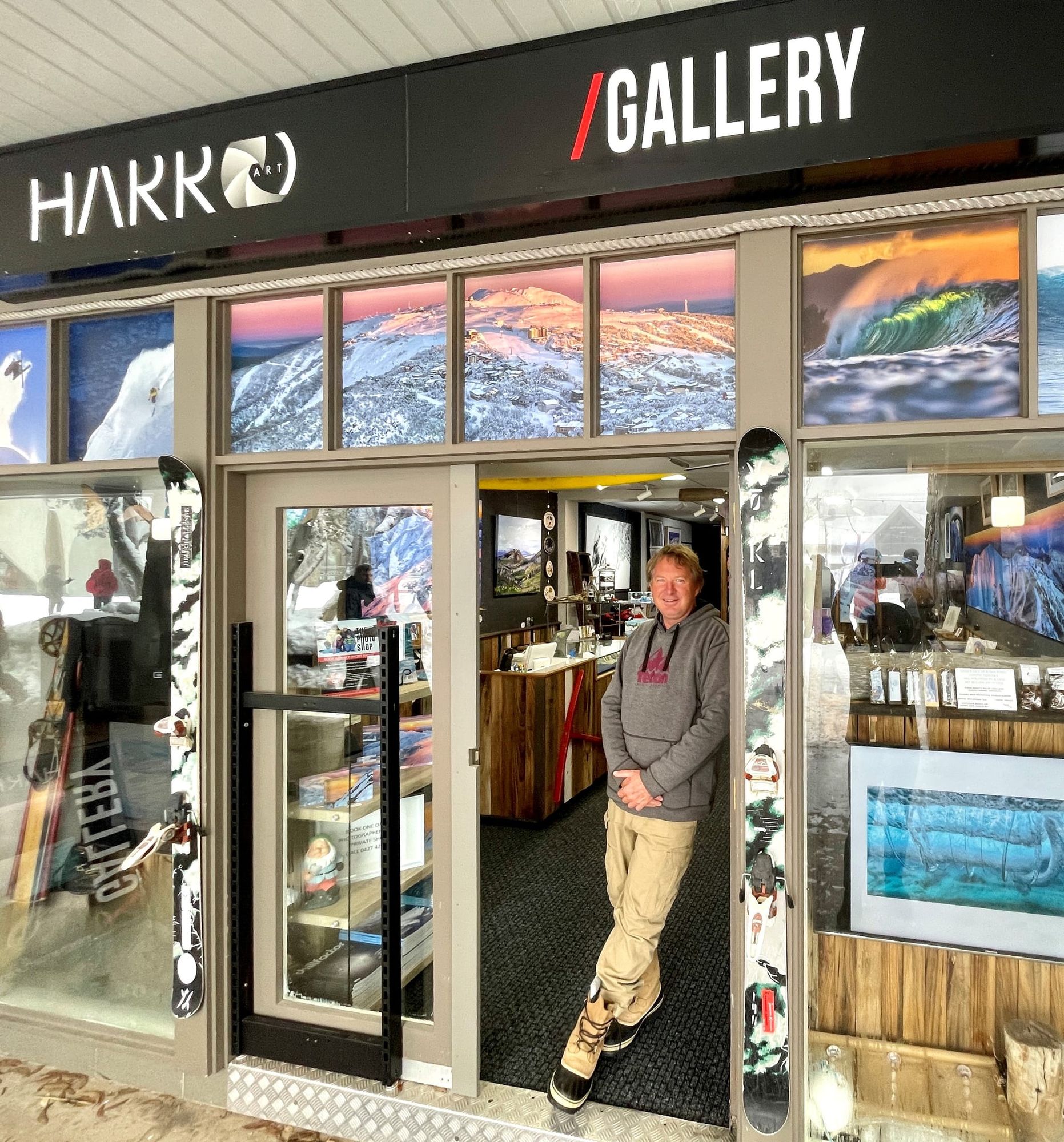 The world of snow and surf through the camera lens Post image