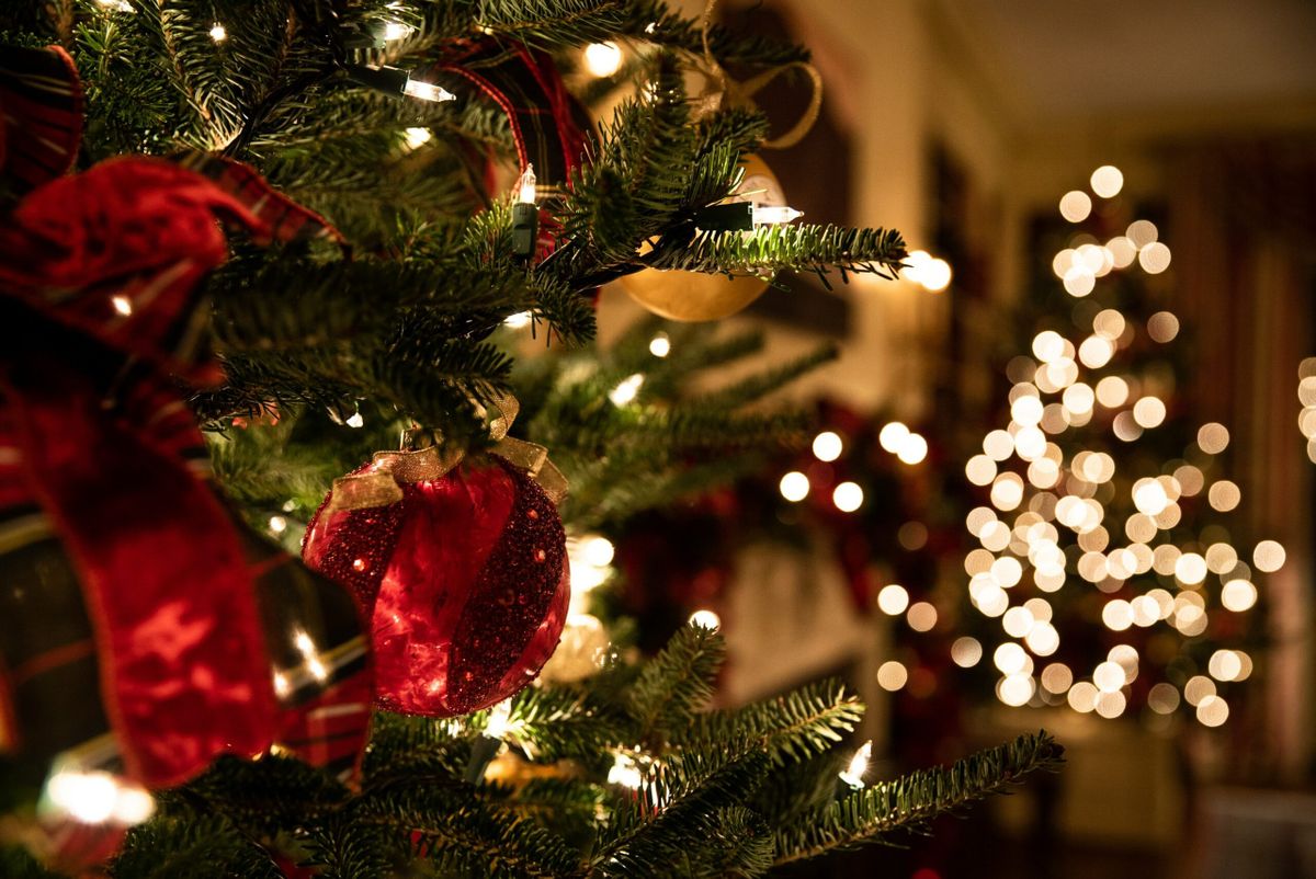 Fêter Noël au bureau : nos conseils de traiteur événementiel￼