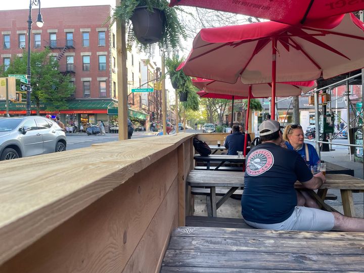 Are the new outdoor dining rules any good? Team Groove reviews a roadway bar