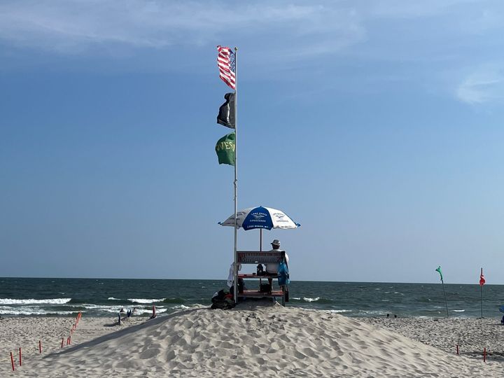 The best car-free summer day trips in New York City's exotic suburbs