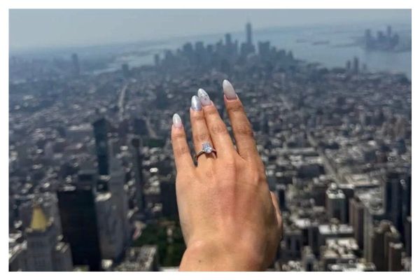 What Manicure Do You Wear to Climb the Empire State Building?