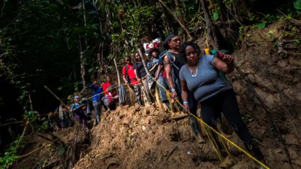 El Tapón del Darién : el infierno de los migrantes venezolanos