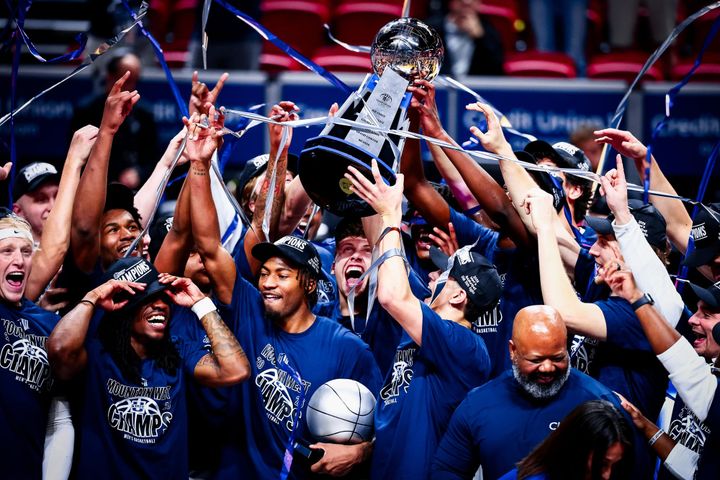 Cover Story: Utah State Caps MWC Tenure With Title Sweep