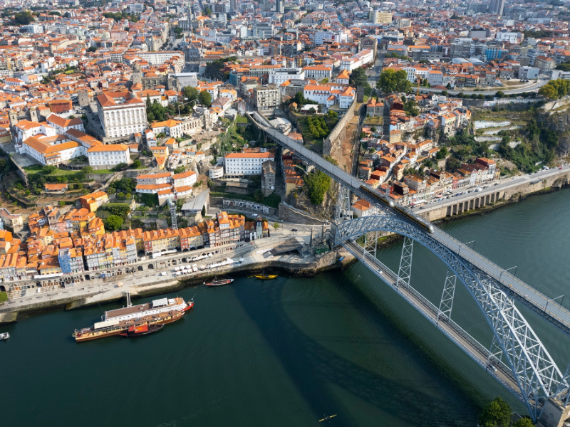 Porto e Airbnb reforçam estratégia para distribuir turismo por toda a cidade
