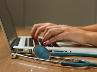 Novo portal permite pesquisar médicos e pré-agendar consultas na Misericórdia do Porto