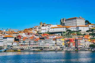 Como sobrevivem os espaços independentes do Porto? A conversa acontece na Rua do Sol