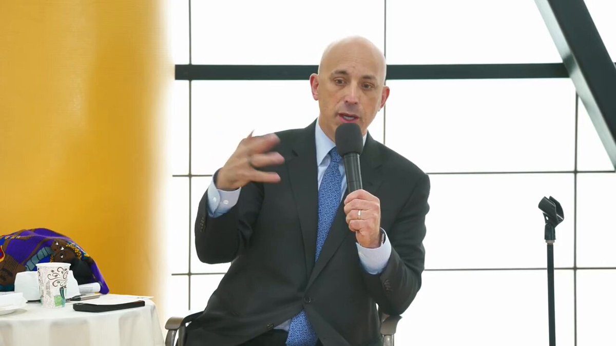 Esto es lo que estamos dejando entrar por Barajas.