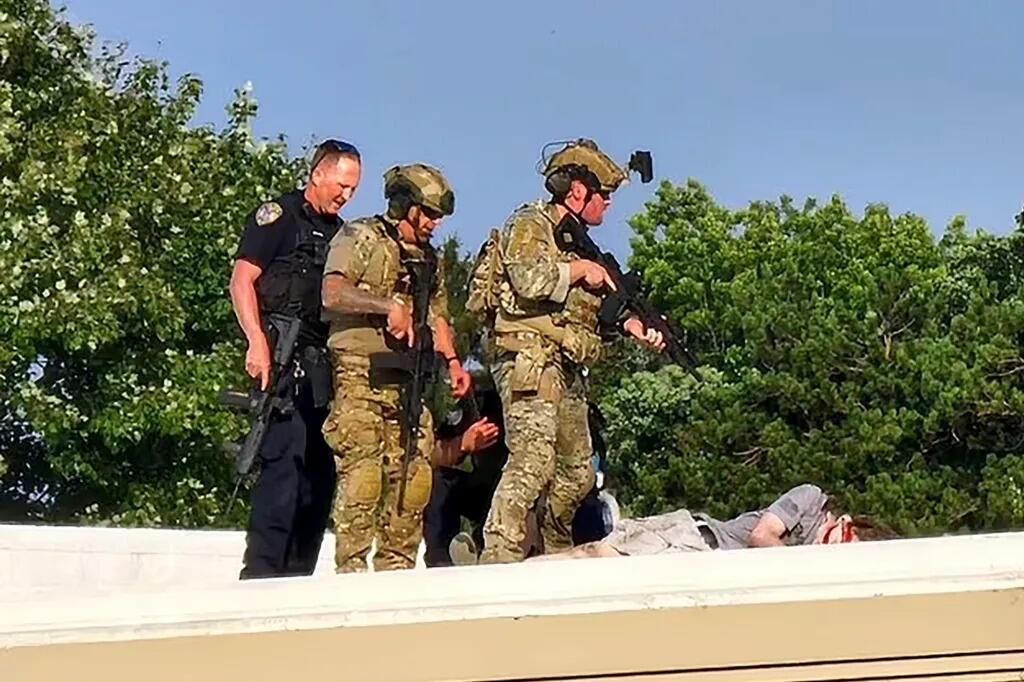 Snipers Were INSIDE Building Used By Trump Failed Assassin; Reported Him Using Range Finder, Took Pictures, And Command Did Nothing