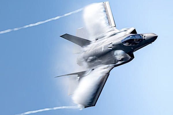 Shockingly low number of F-35s are 'fully operational'
