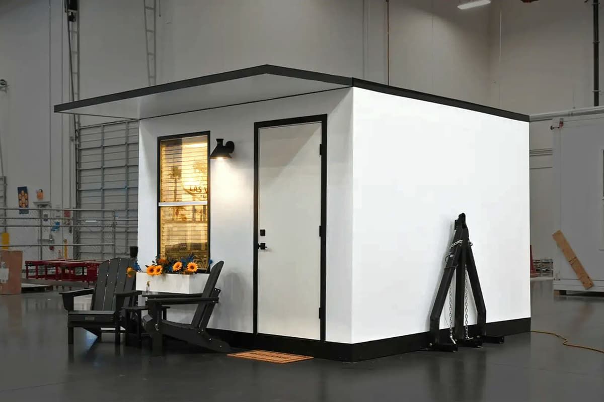 A foldable tiny home you can install in just 60 minutes without tools