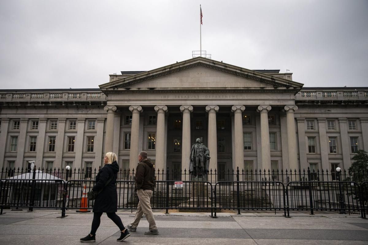 Treasury Market Gets First 5% Yield in Sign of What Could Come