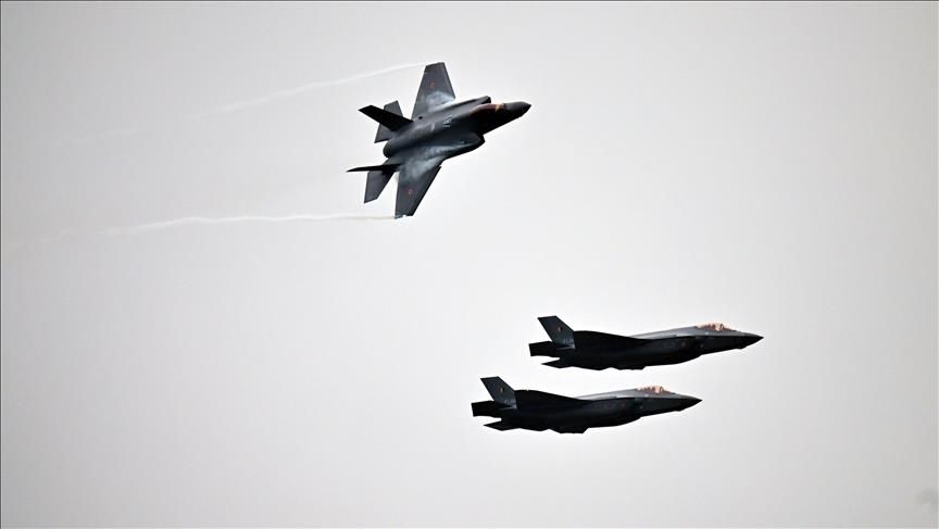 Pentagon watchdog criticizes Lockheed Martin for F-35's lack of flight readiness due to maintenance issues