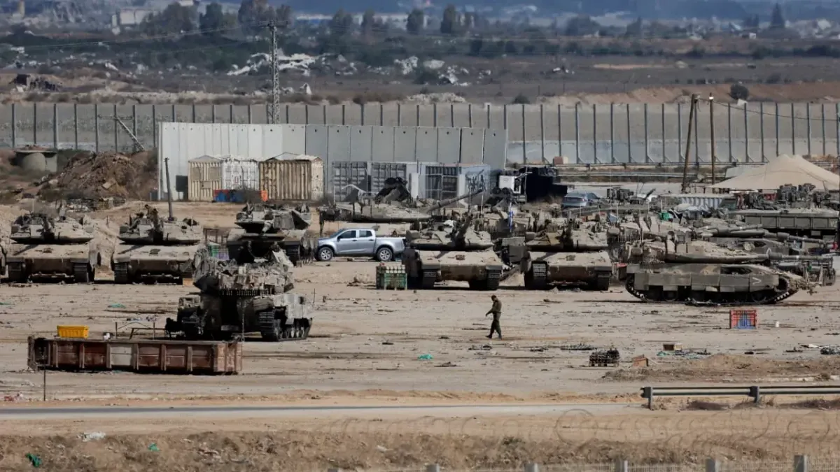 US military begins construction of 'huge base' outside Gaza to oversee Trump's colonization plan