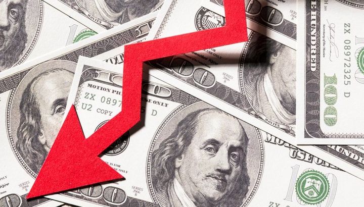 Financial Expert Edward Dowd Warns of 40% to 50% Drop in Stock Market and 30% Decline in Home Prices