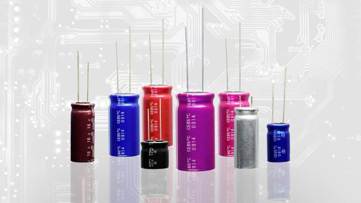 A Staggering 19x Energy Jump in Capacitors May Be the Beginning of the End for Batteries