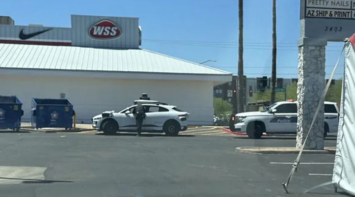 Phoenix Police Pull-Over Driverless Waymo For 'Freaking Out' & Driving Into Oncoming Traffic