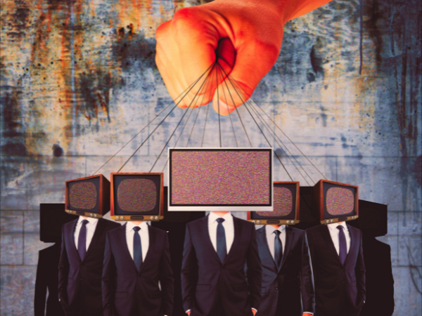Fake News Curated by the Deep State: Government Spin Doctors Control the News Cycle