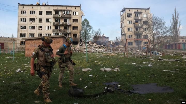 Zelenskyy calls for same defense from allies as for Israel