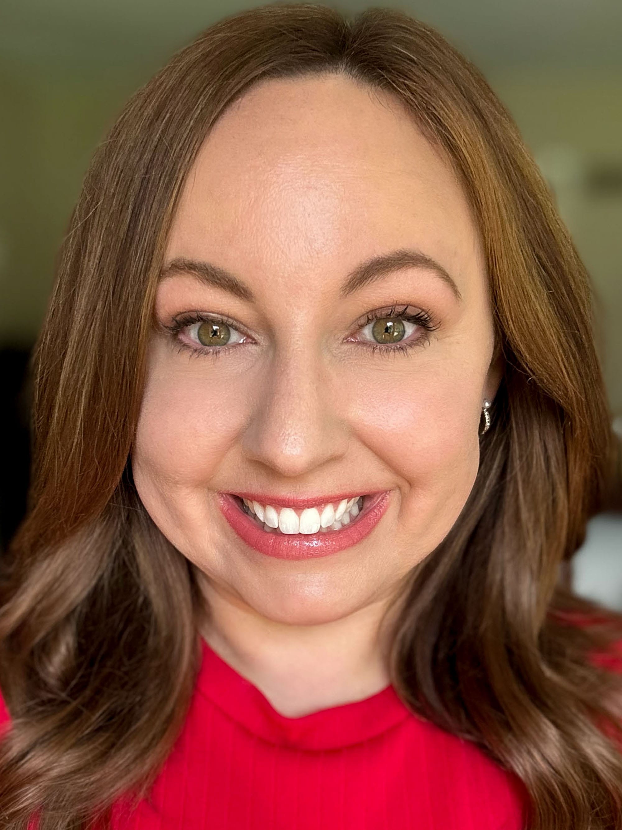 Lisa Eldridge Foundation Shade 10 on fair, neutral skin in natural light
