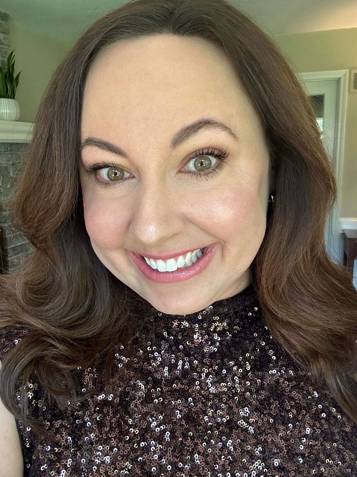 Lisa Eldridge Crystal Nebula Review: Is This the Best Liquid Highlighter?