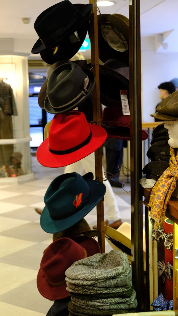 Kennedy & McSharry - Stylish Hats in Powerscourt Centre