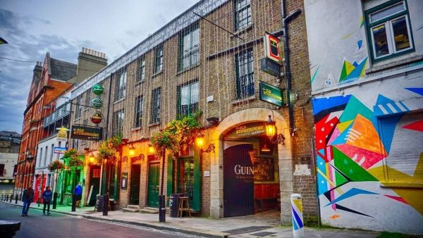 the old storehouse temple bar