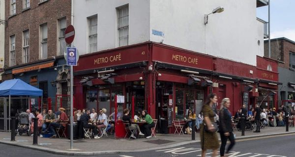 Yellow Umbrella - Food & Folklore Tour