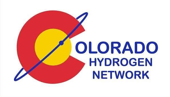 Hydrogen Transport with Pipe and Dirigibles