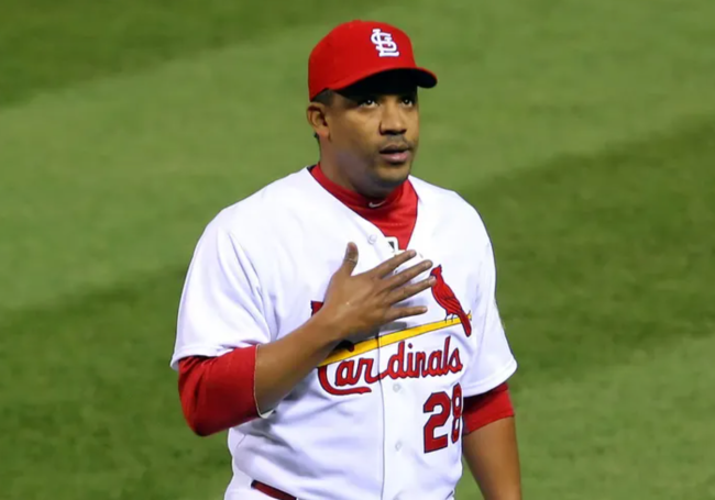 Octavio Dotel in a Cardinals uniform