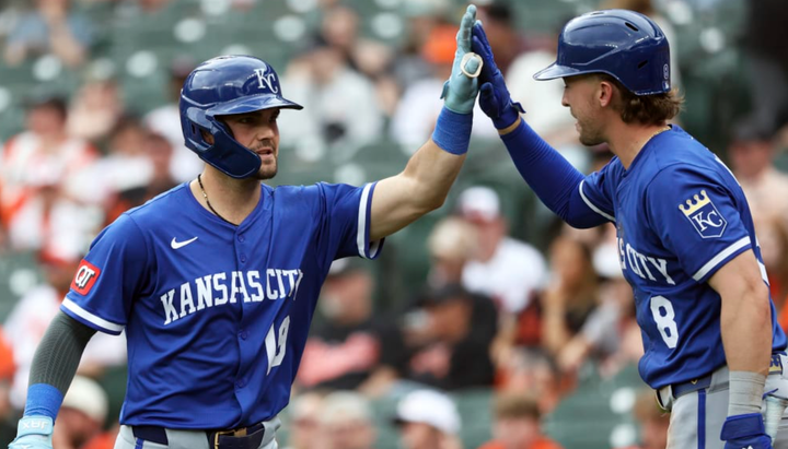 Royals players high-fiving