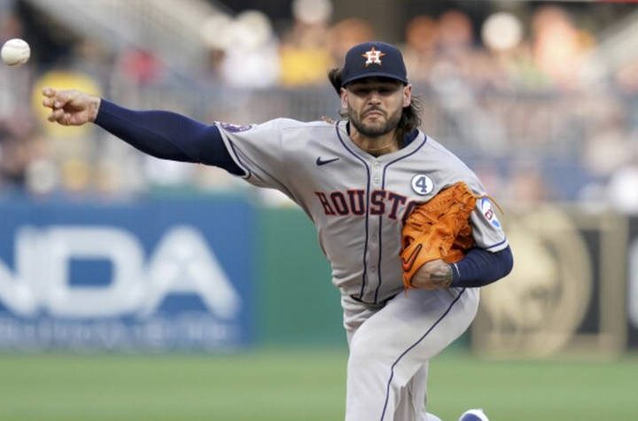 Lance McCullers Jr. pitching