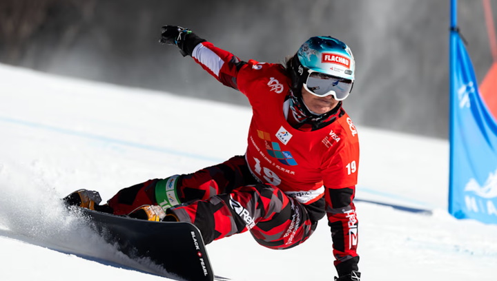 Claudia Riegler snowboarding