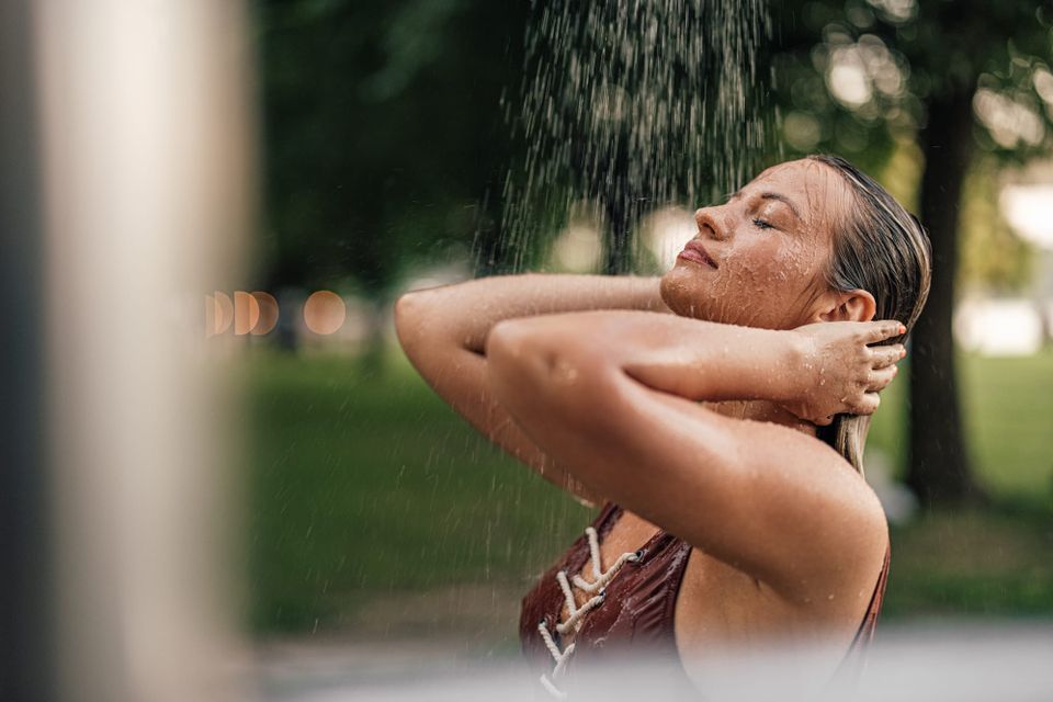 The Cold Rinse: Why Hot Showers Are Stripping Your Skin's Youthful Density