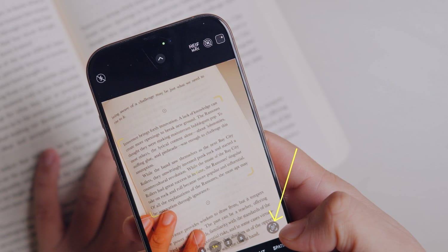 capture text with iPhone