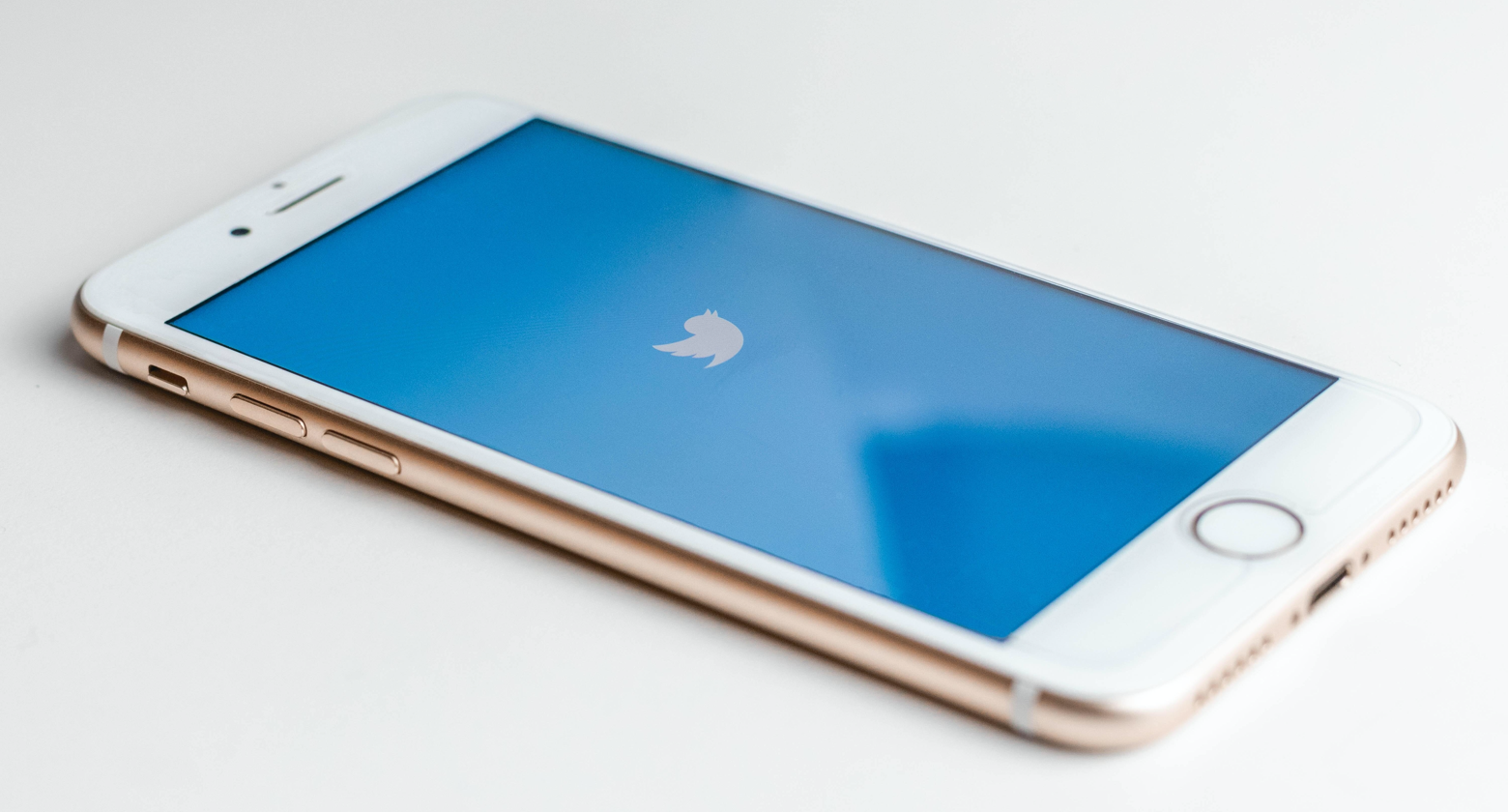 Testing twitter.com reliable test results at scale