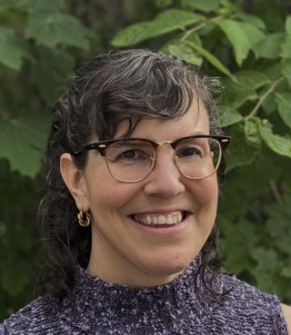 Rosalie Genova