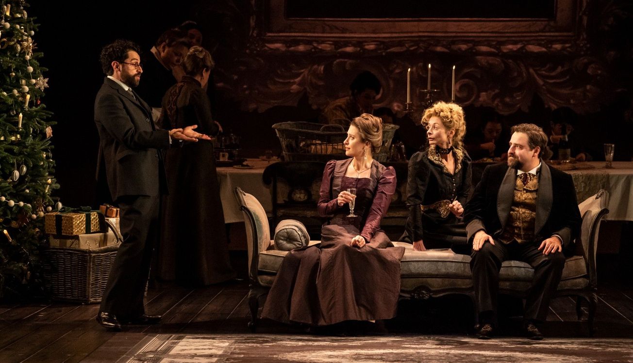 Review: ‘Leopoldstadt’ is a slow-moving family portrait that packs a surprising punch