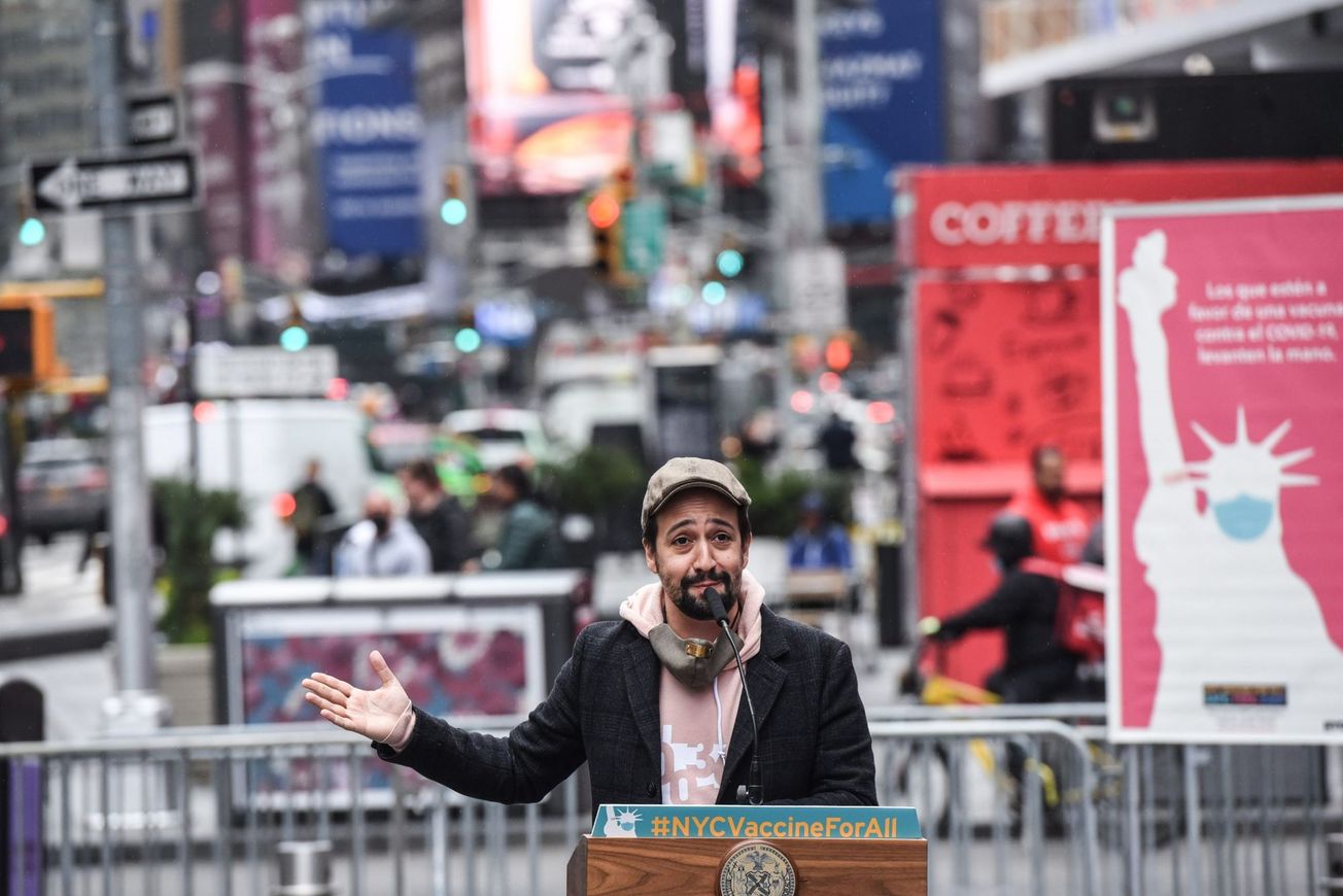 Lin-Manuel Miranda, de Blasio open Broadway vaccination site in Times Square