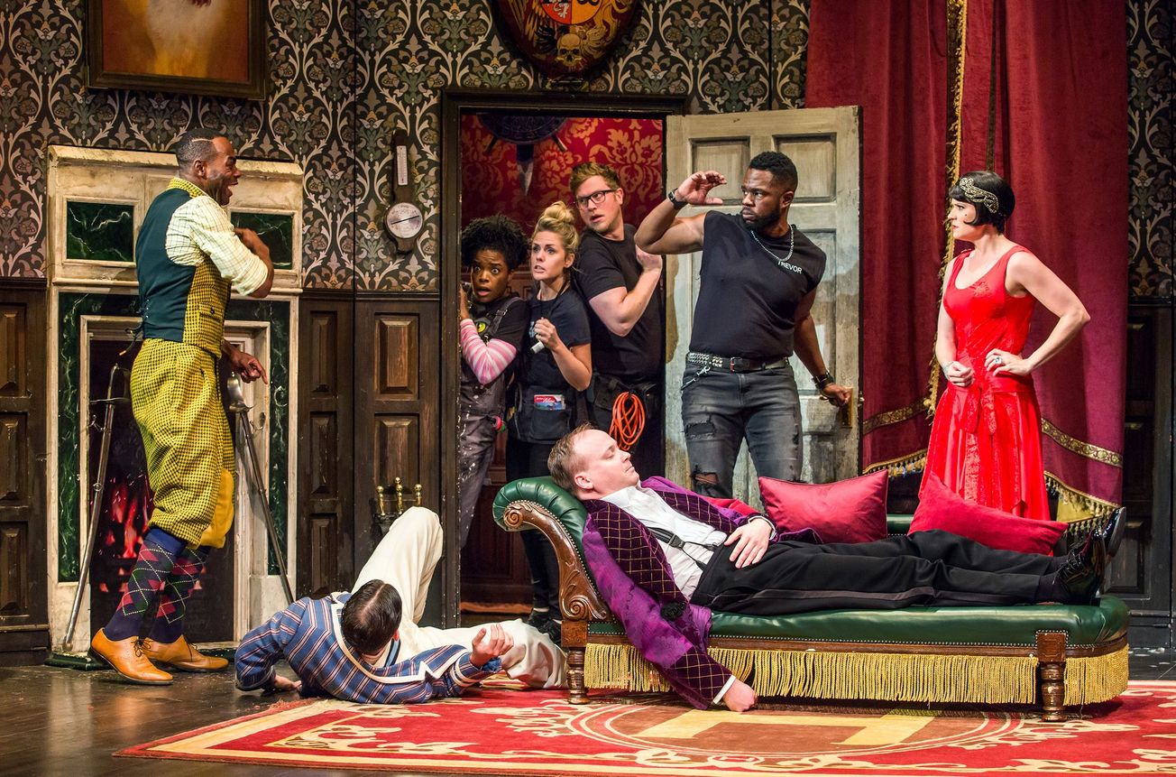 How ‘The Play That Goes Wrong’ went right