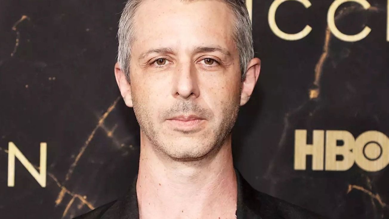 ‘Succession’ star Jeremy Strong will bow on Broadway in ‘An Enemy of the People’