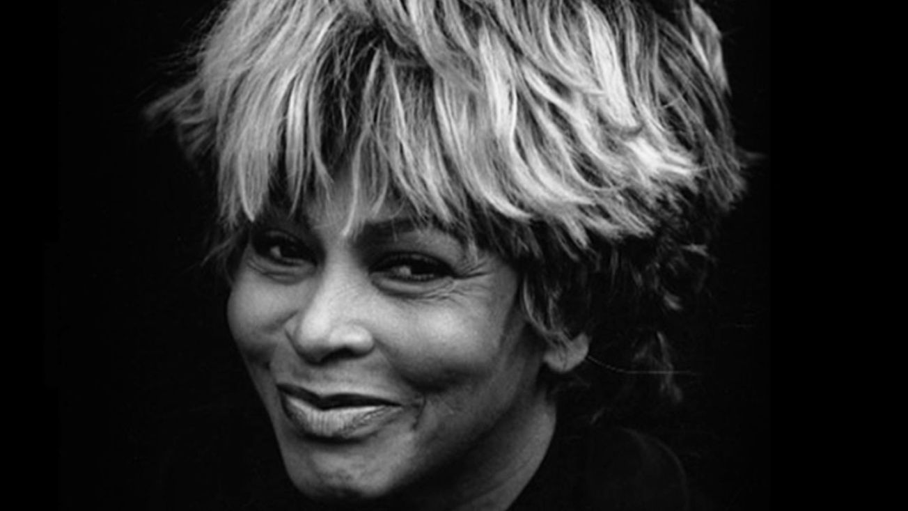 Lights of Lunt-Fontanne Theatre to dim for Tina Turner