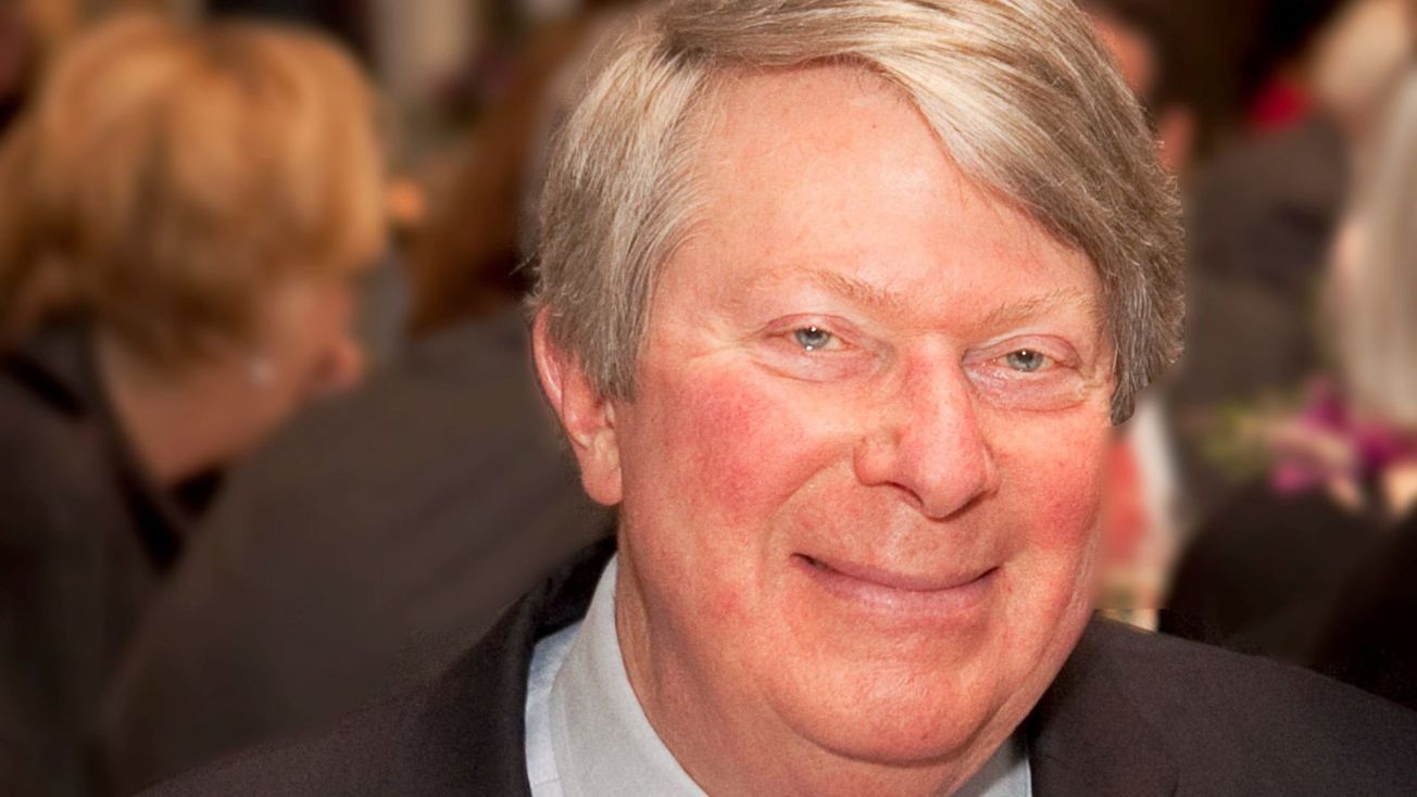 André Bishop to step down as producing artistic director of Lincoln Center Theater