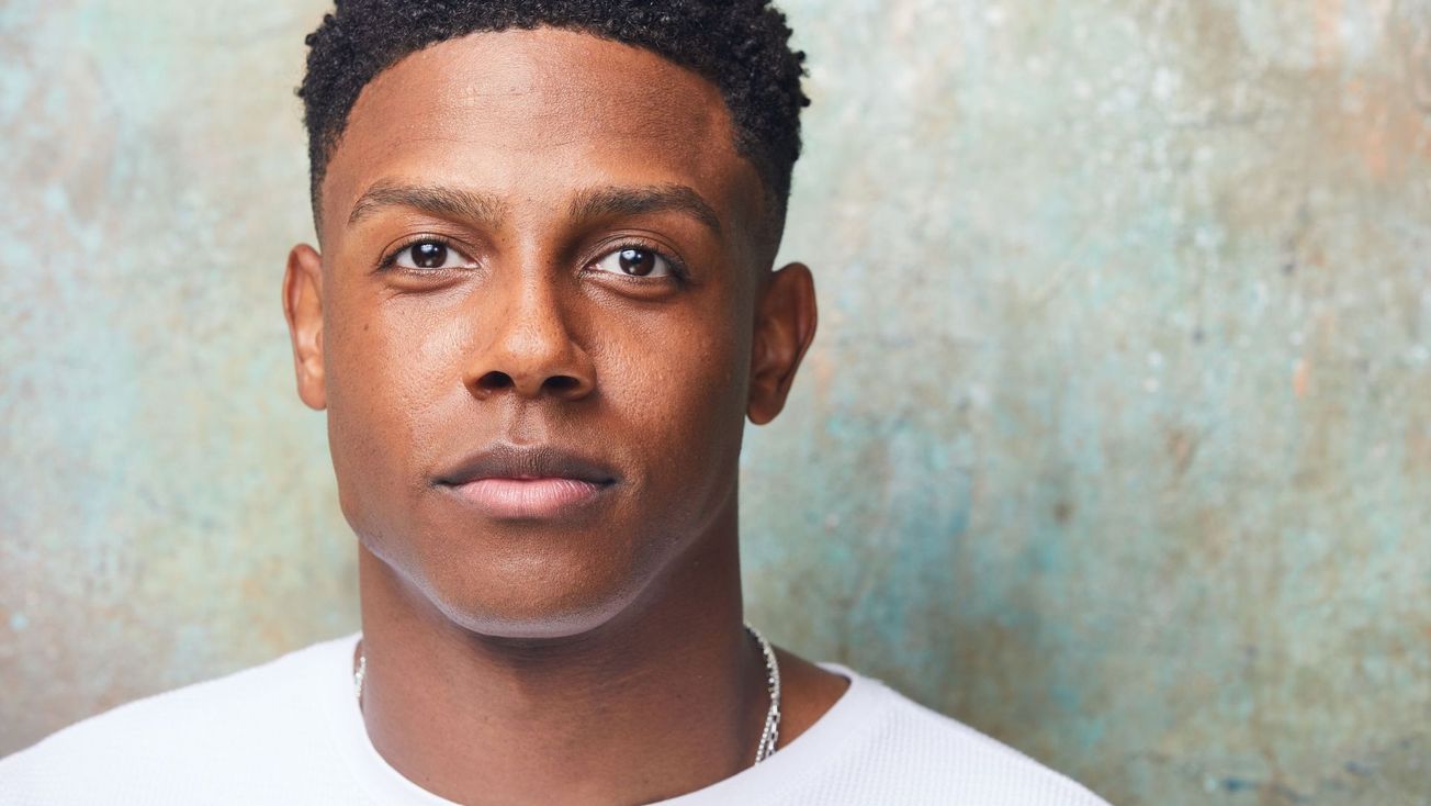 ‘The Lion King’ casts Vincent Jamal Hooper as next Simba