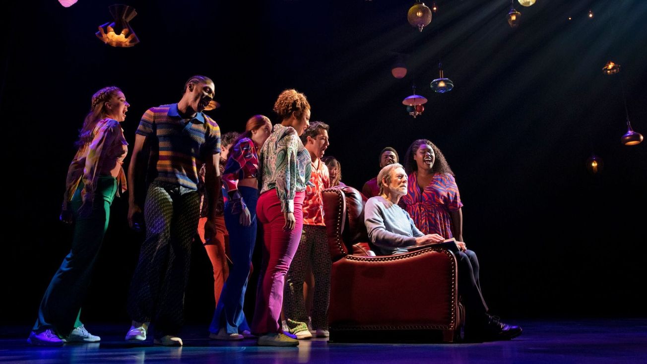 ‘A Beautiful Noise’ sets closing date